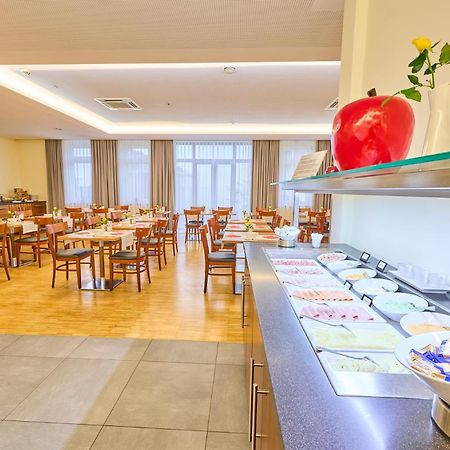 Hotel Apfelbaum Erding Bagian luar foto