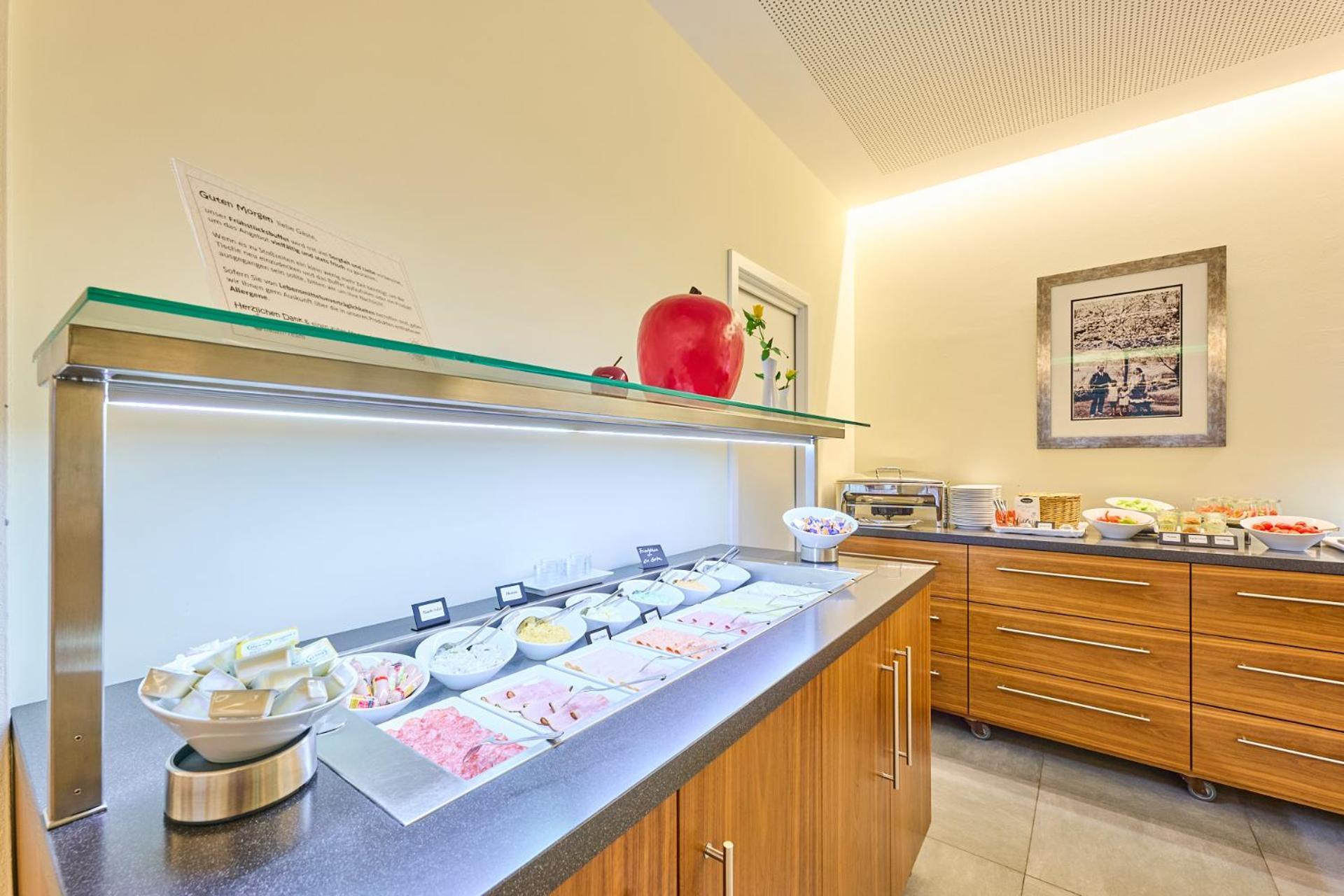 Hotel Apfelbaum Erding Bagian luar foto